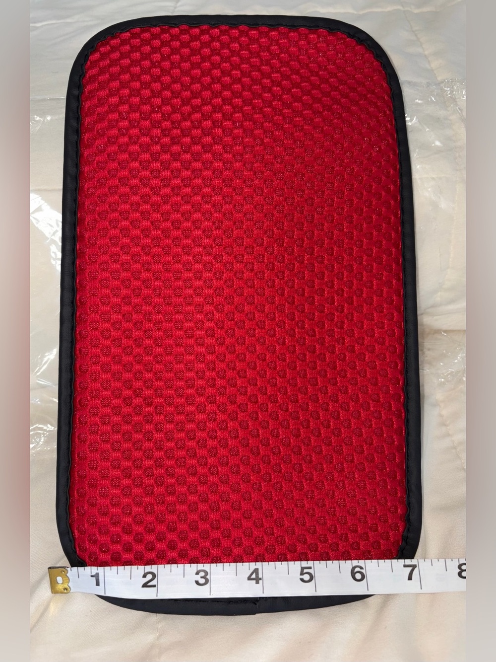 Red auto arm rest slipcover with side pockets - Picture 2 of 4
